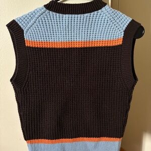 Colorblock Knit Sleeveless Top